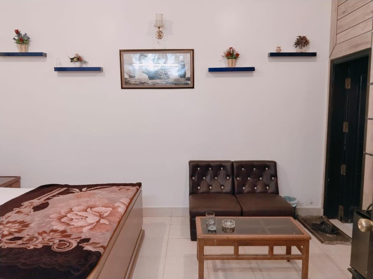 Al Raheem Guest House Hyderabad Buitenkant foto